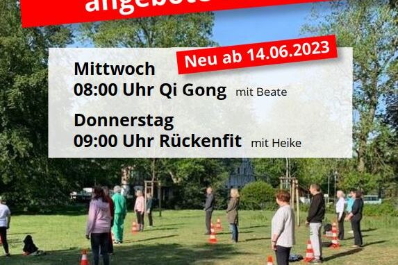 Sportveranstaltung im Druppnaspark mit Teilnehmern in Gruppen, umringt von Pylonen, f&uuml;r Qi Gong und R&uuml;ckenfit.