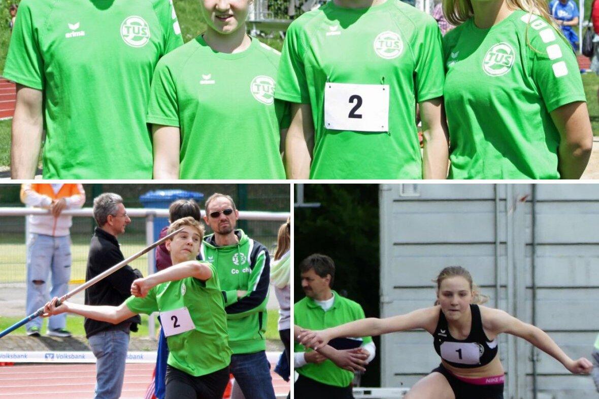 Vier Personen in grünen T-Shirts posieren am Sportplatz; darunter zwei Jugendliche beim Wettkampf.